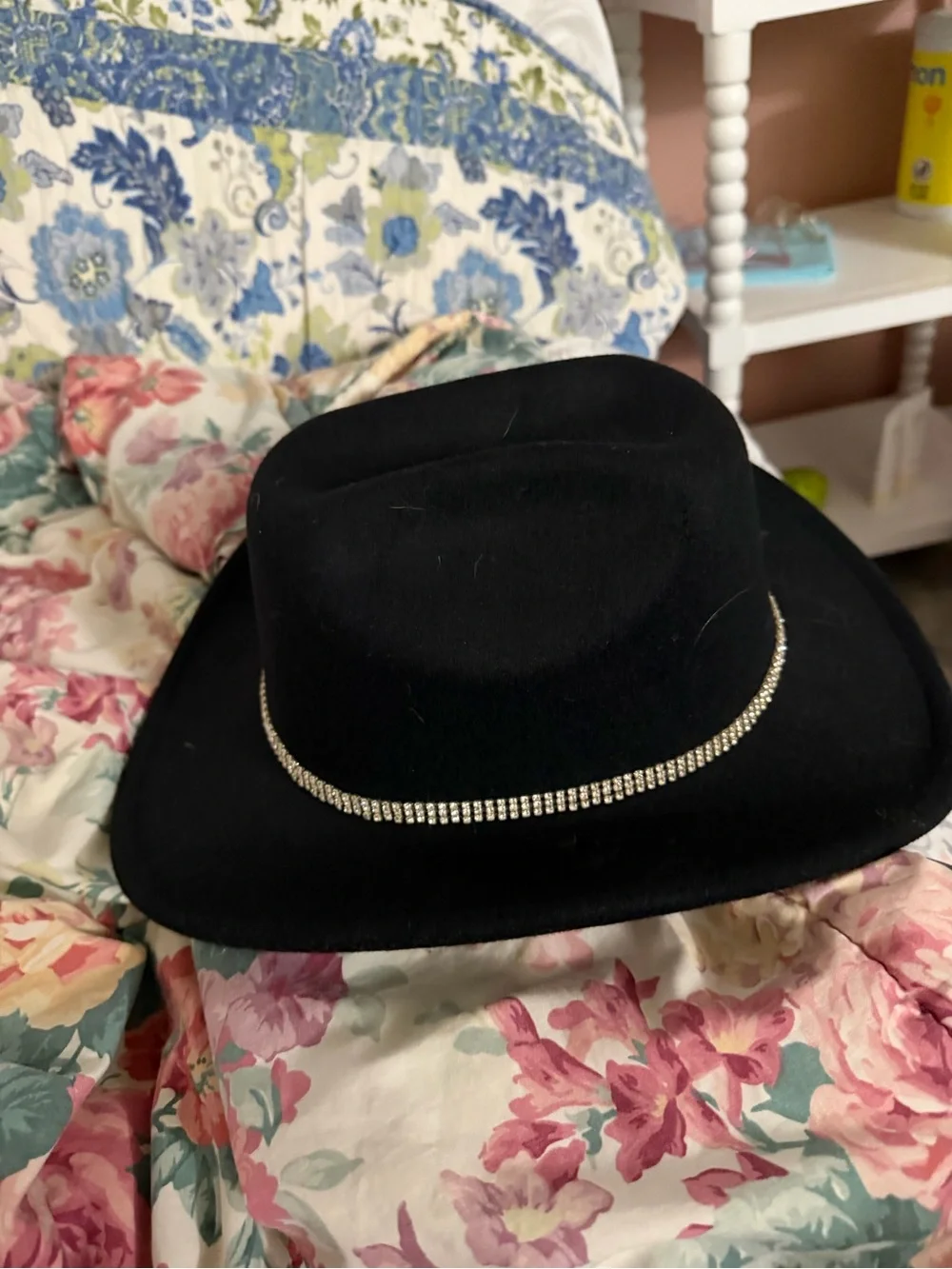 Black Felt Rhinestone Band Wide Brim Hat